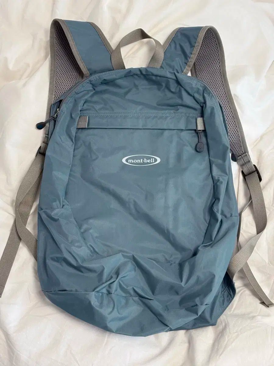 モンベル ポケッタブル デイパック 15
