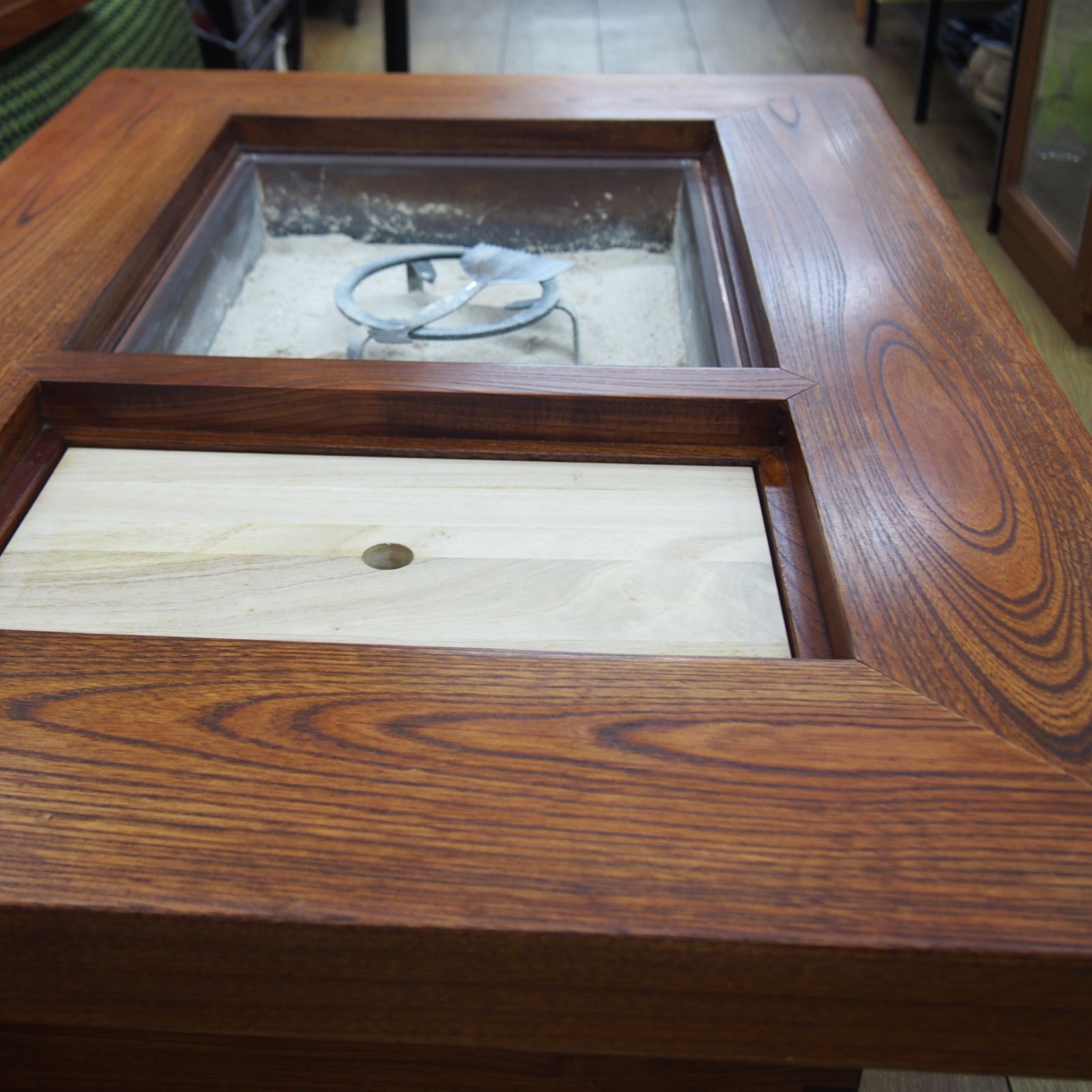 本州送料込み 極美品 総欅 欅 けやき 欅作り 囲炉裏テーブル w 960mm d