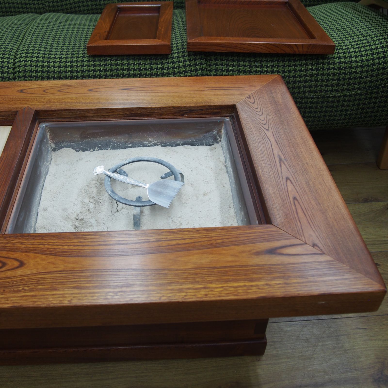 本州送料込み 極美品 総欅 欅 けやき 欅作り 囲炉裏テーブル w 960mm d