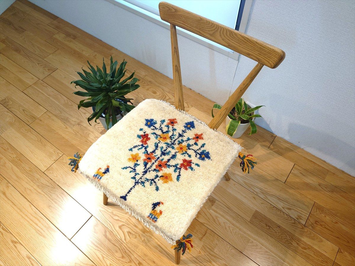 ペルシャ ギャッベ ミニマット ラグ 37.5x39㎝ 生命の木 花 ヤギ