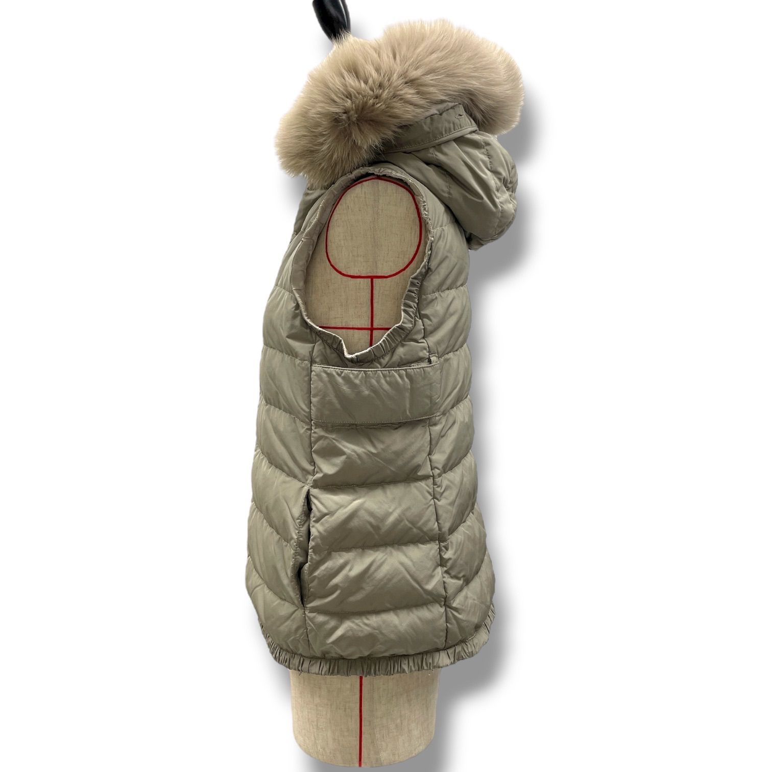 【美品】エスマックスマーラ　ダウンベスト　ファー　　グレーベージュ S MaxMara エスマックスマーラ ダウンベスト リバーシブル アウター