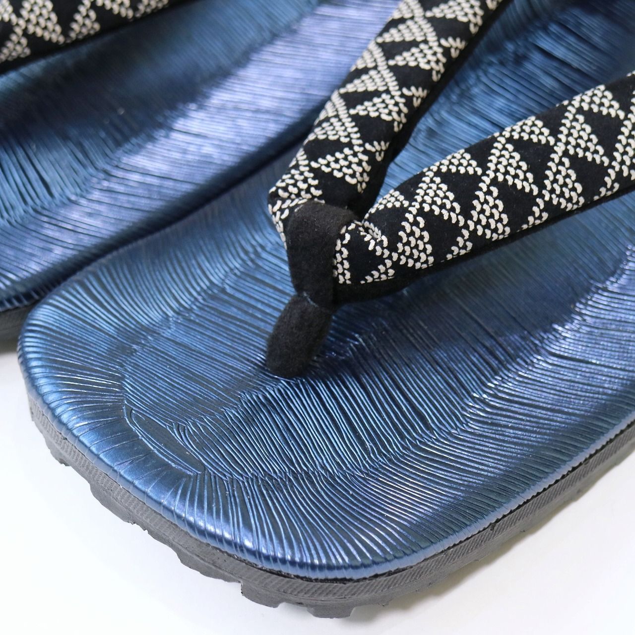 ラジアル雪駄 ブルーメタリック ～選べる２柄 ～