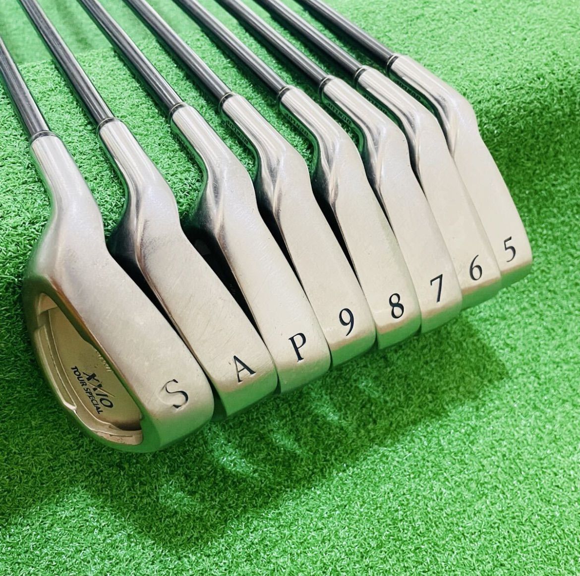 ‼️ゼクシオ AW SW MP100 カーボンシャフト Sレフティ‼️ ゼクシオ AW SW MP100 カーボンシャフト Sレフティ‼️ ゼクシオ AW SW