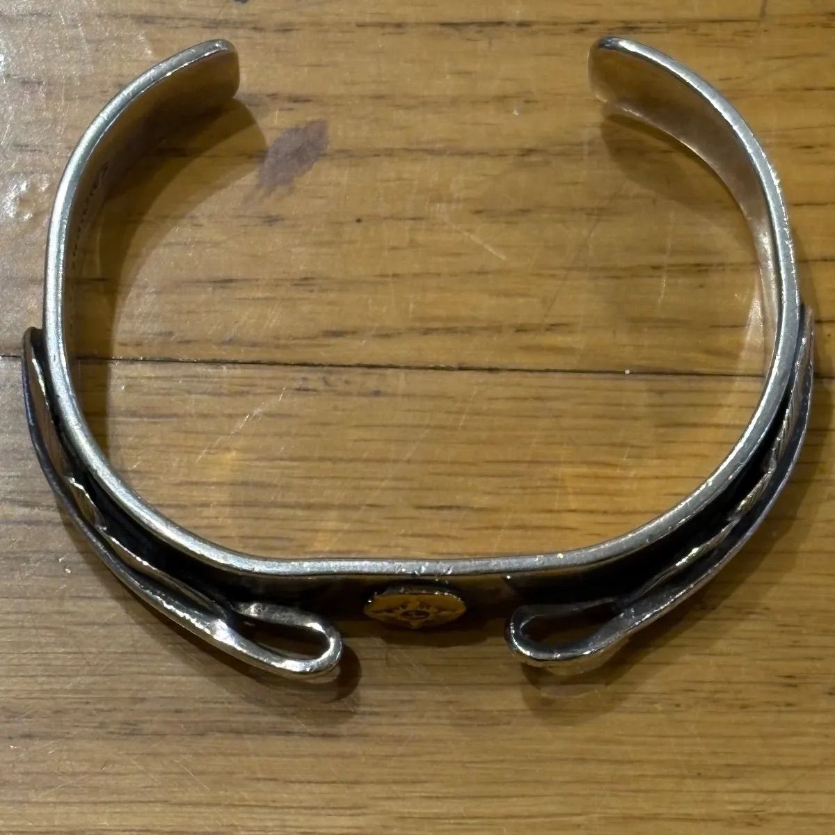 FIRST ARROW'S ダブルフェザーSサイズ付き K18付き 平打ち12mmバングル