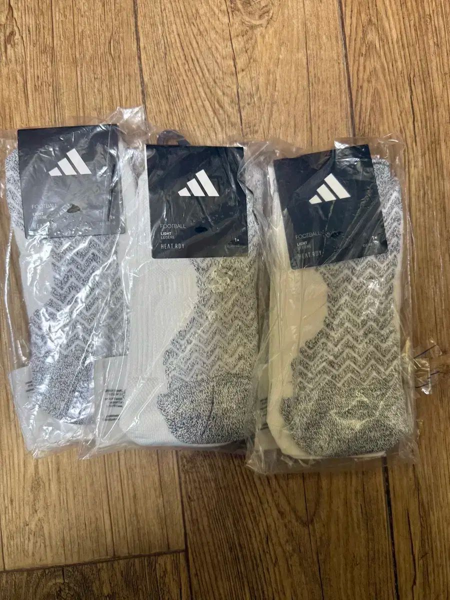 アディダス サッカー ノンスリップシューズ 3個 Mサイズ 250-270