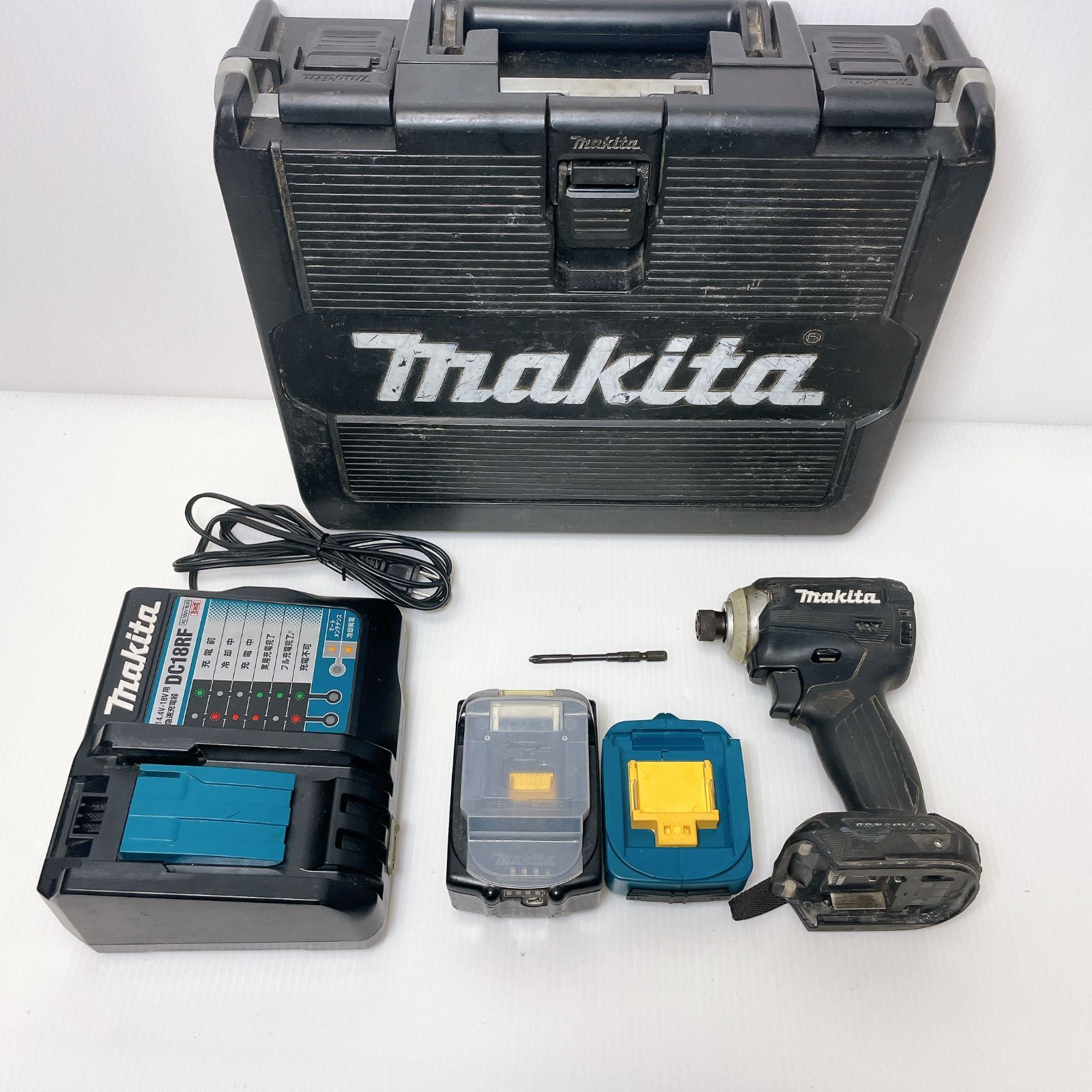 マキタ 充電式インパクトドライバ 黒