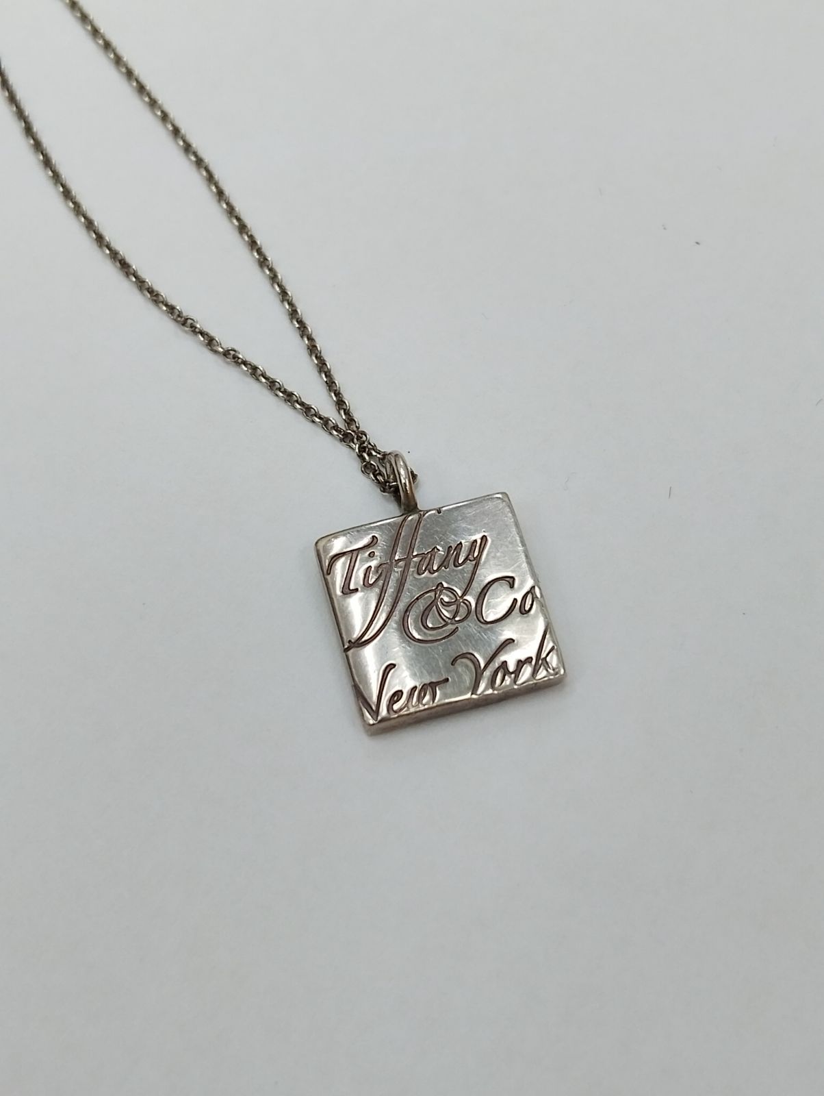 ティファニー ノーツ スクエア プレート ネックレス シルバー925