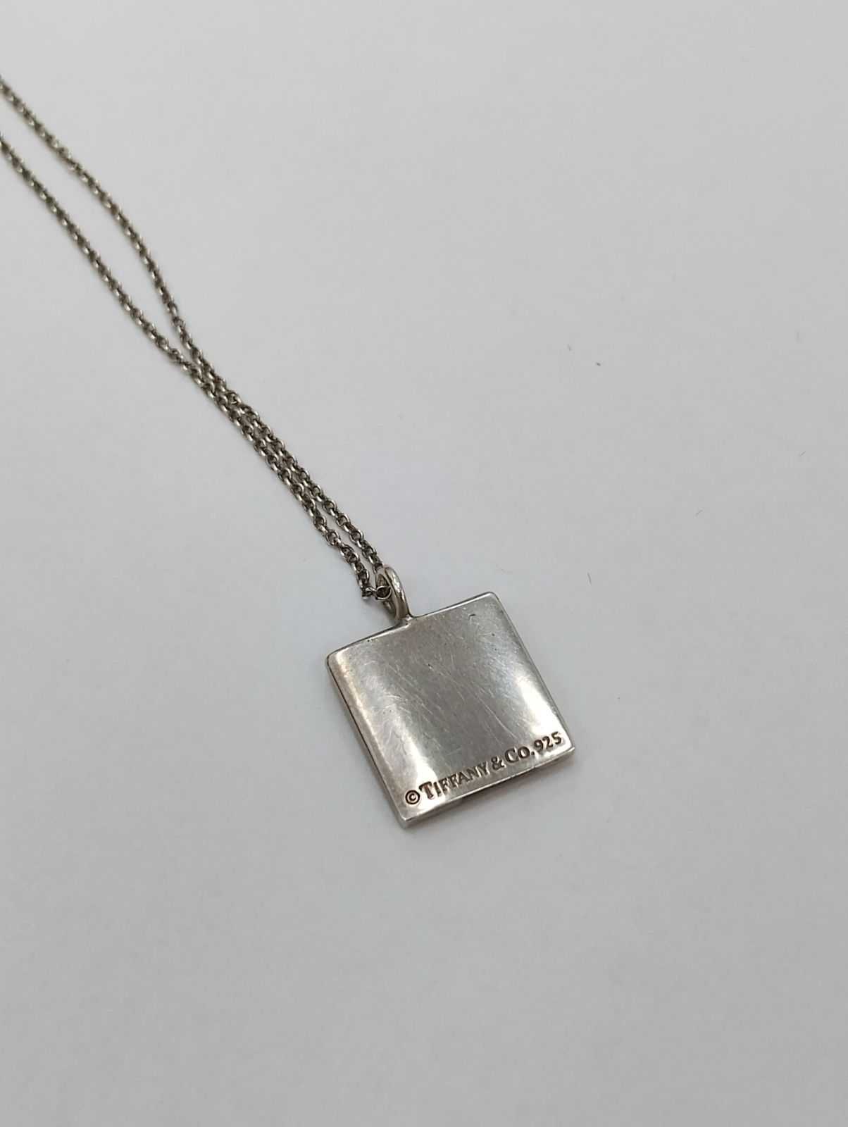 ティファニー ノーツ スクエア プレート ネックレス シルバー925