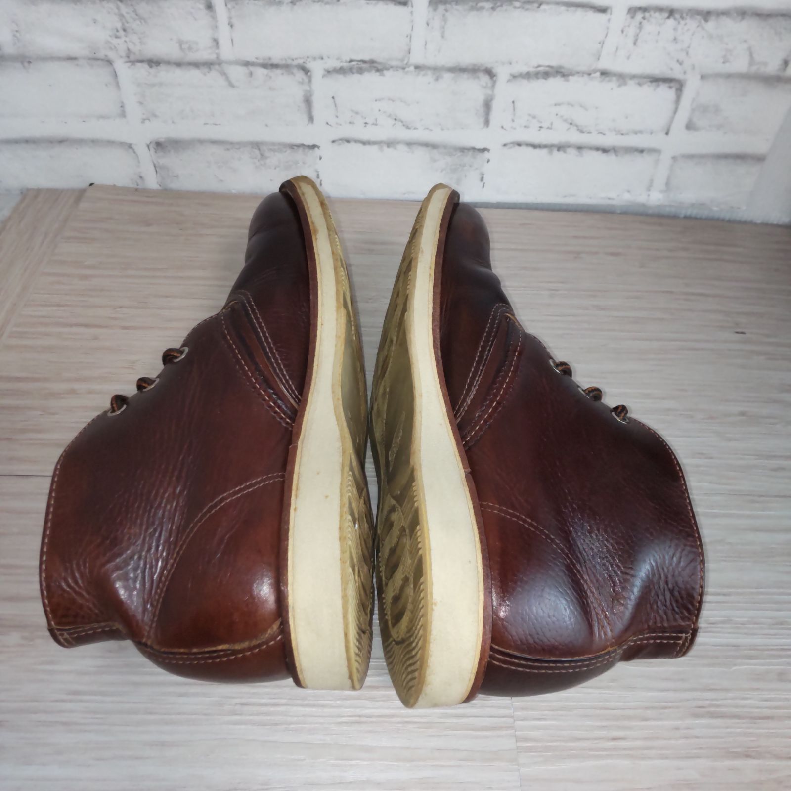 ワークチャッカブーツ