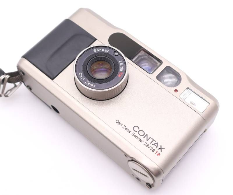 コンパクトフィルムカメラ