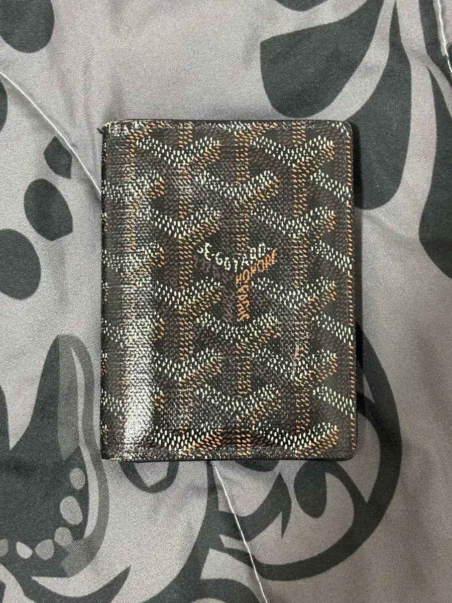 Masion Goyard カードウォレット