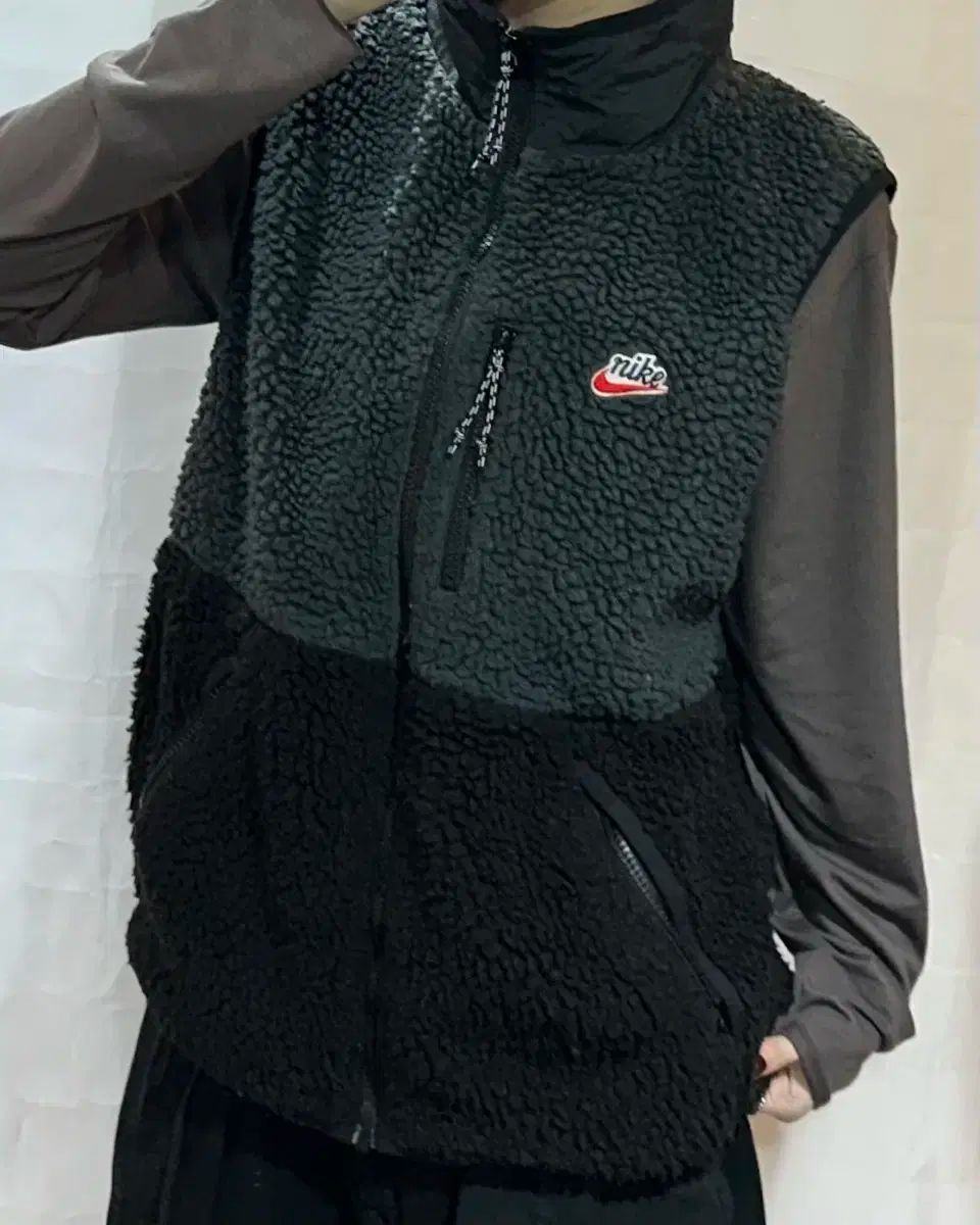 ナイキ スポーツウェア ウィンター フリース ベスト