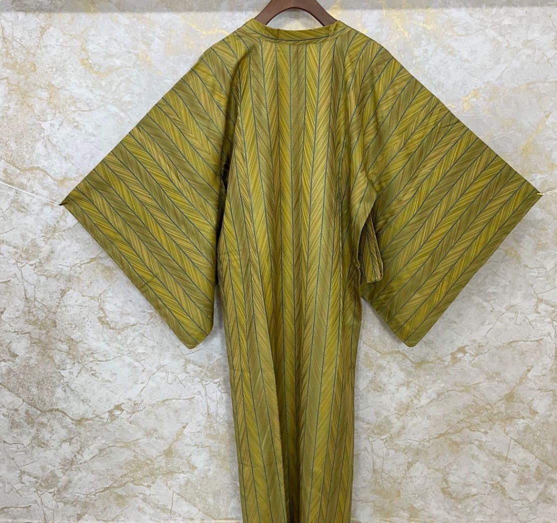 仕付け糸付き 裄68.5丈138.5