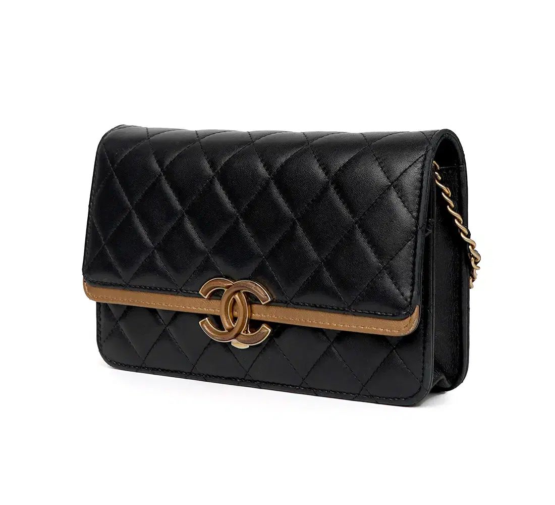 ブランド CHANEL WOC ダブルフラップ チェーン クロスバック ブラック GOLD AP0424