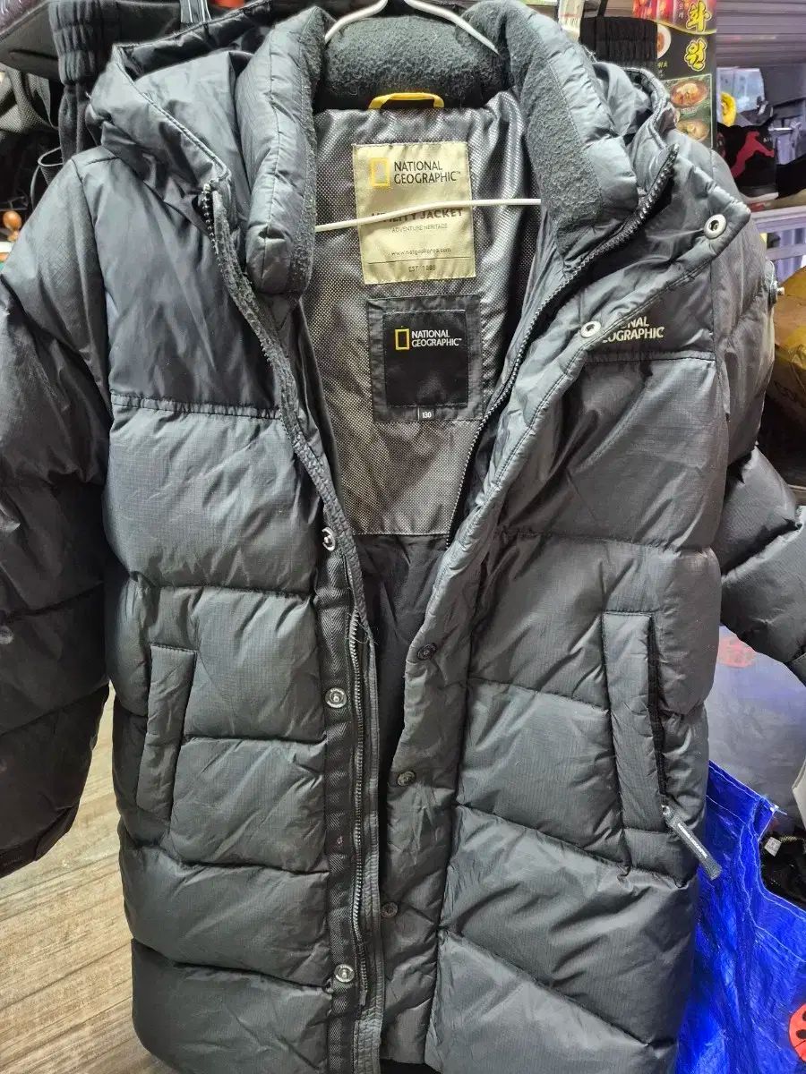 ナショナルジオグラフィック キッズ ダウン 130 ブラック