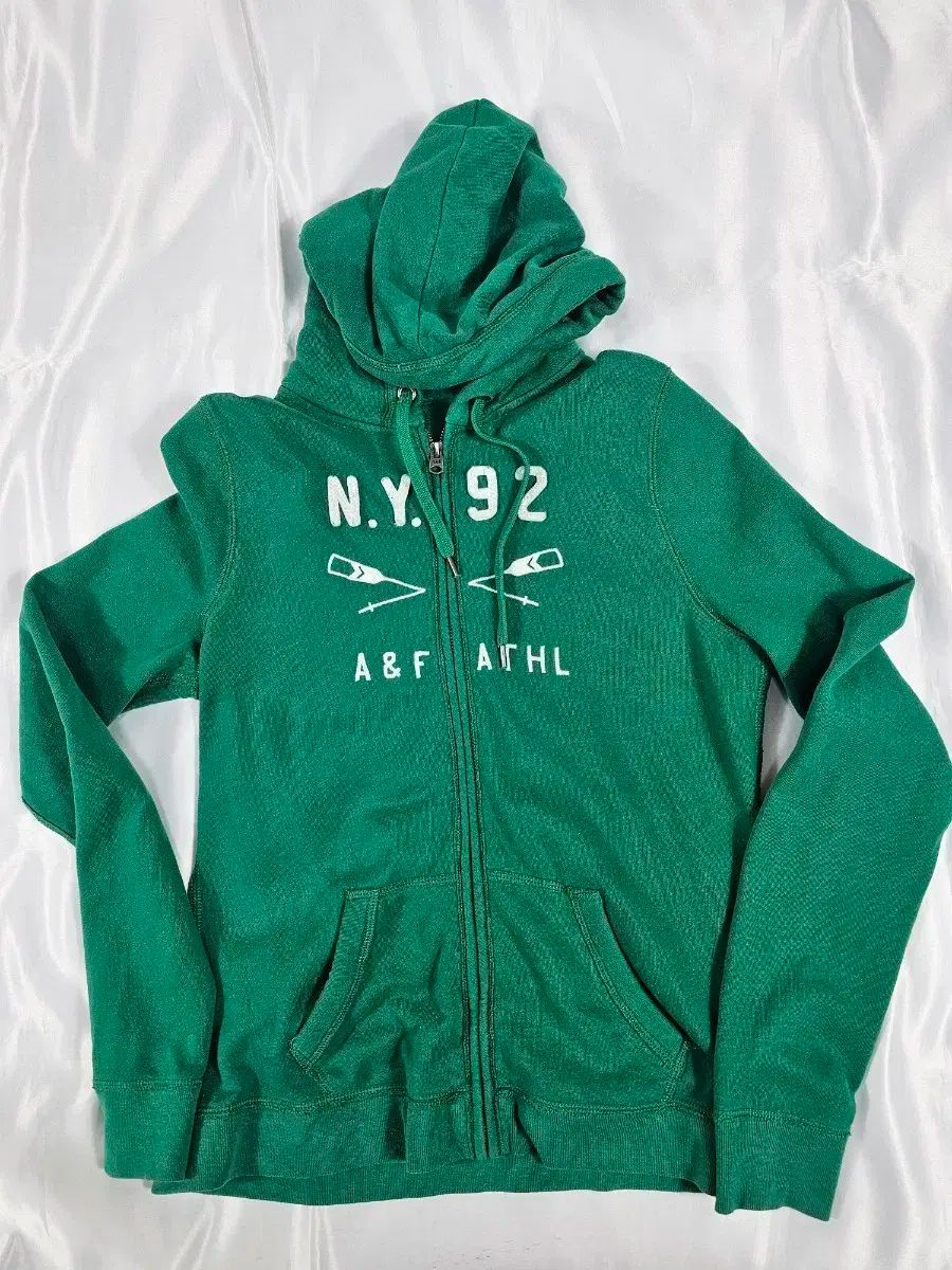 アバクロンビー フードジップアップ