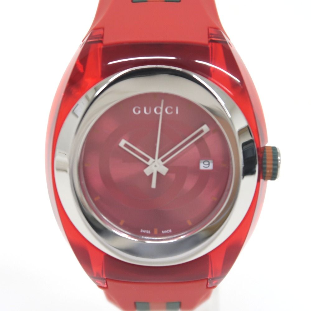 IT333151 グッチ 腕時計 シンク 137.1 レッド クオーツ メンズ GUCCI