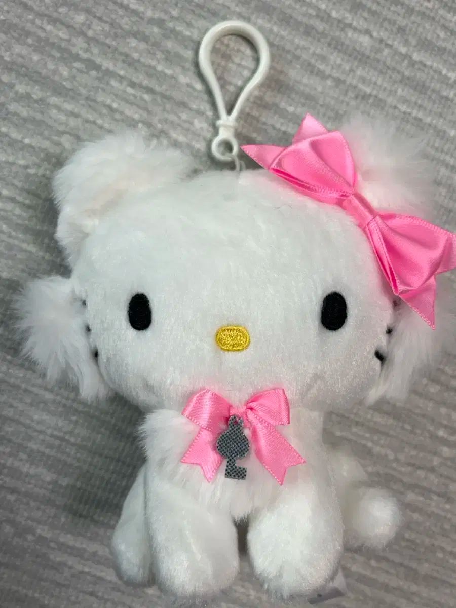 뽀실복실 チャーミーキティぬいぐるみ