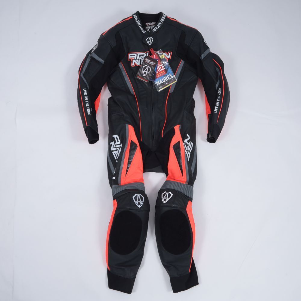 返品 サイズ相談 試着可/大分発◇50 アジアンフィット◇未使用 最新MFJ