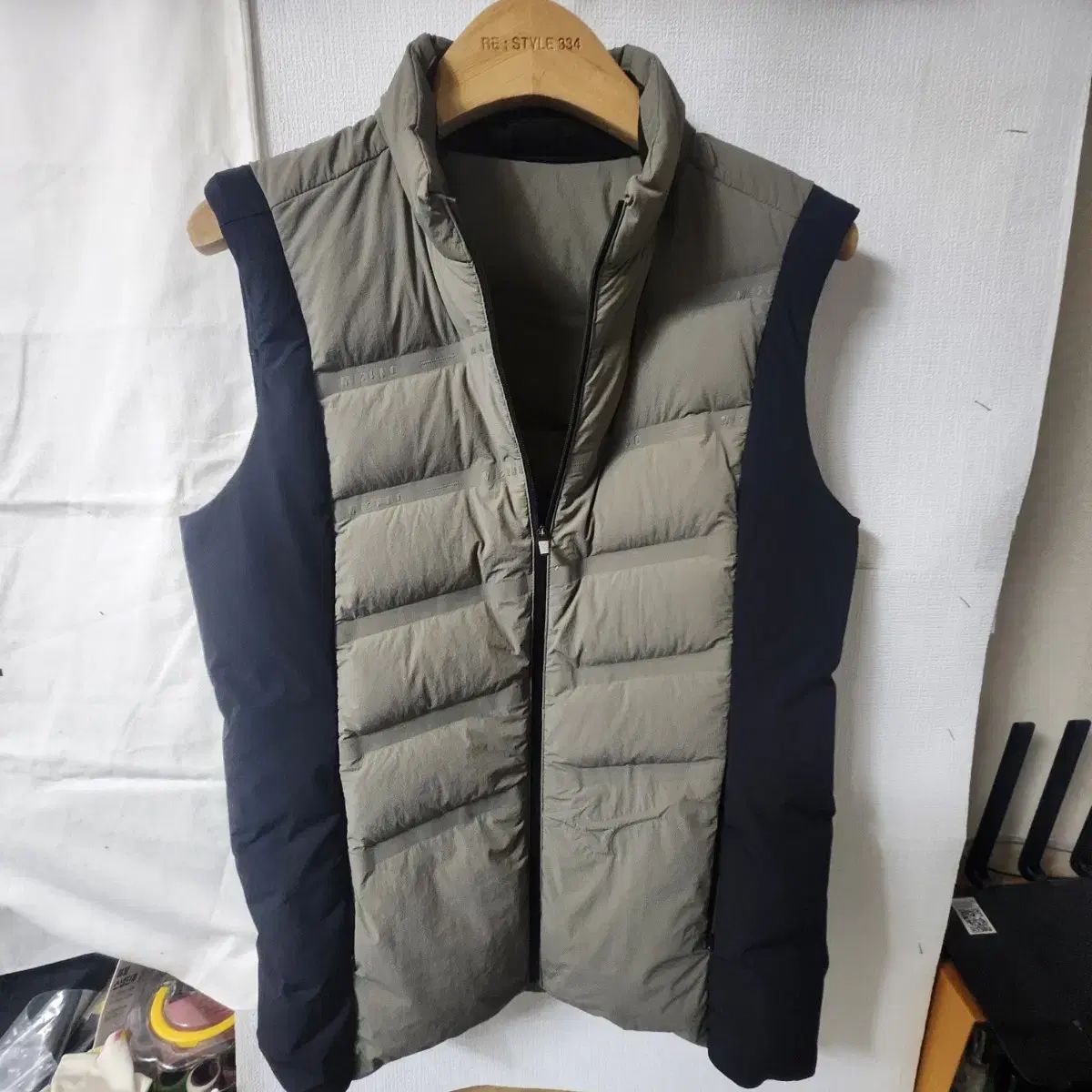 ミズノ GOLF グースダウン 超軽量 ダウン ベスト カーキ S 46x60cm