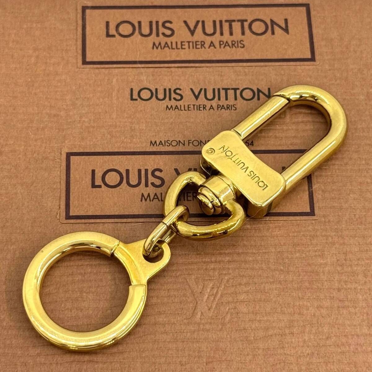 ルイヴィトン アノクレ ゴールド キーホルダー【026077】 - メルカリ