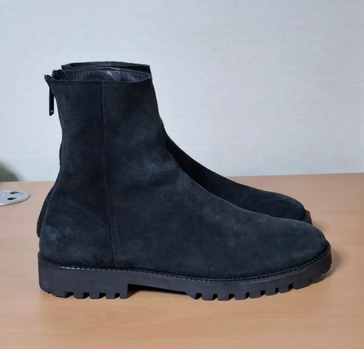 スウェード チェルシーブーツ