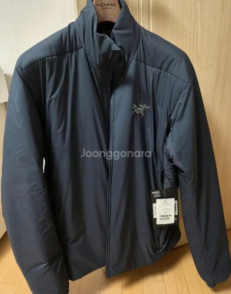 ARC TERYX アークテリクス Atom アトム SV ジャケット ブラックサファイア M