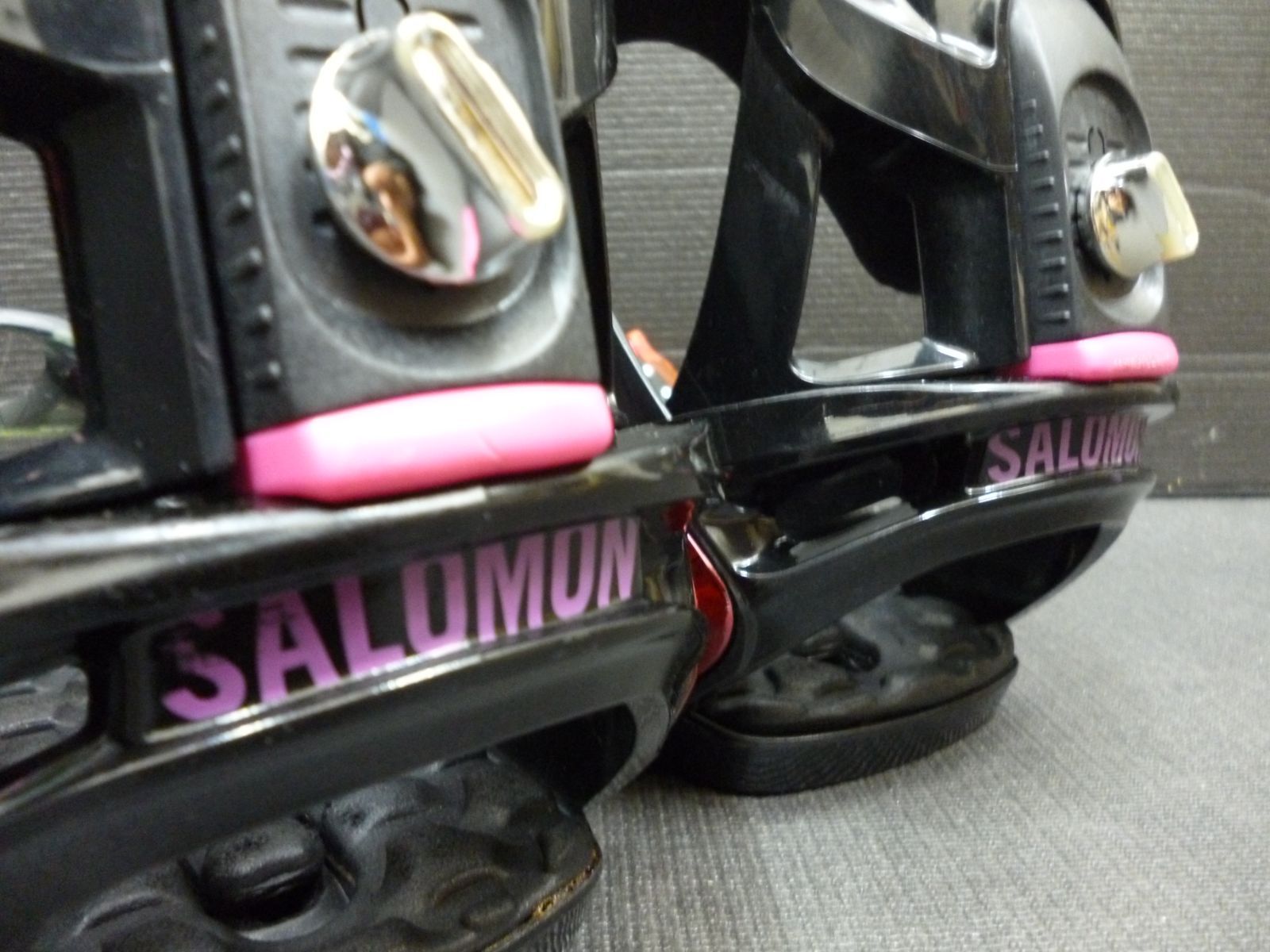 中古品 SALOMON サロモン スノーボード ビンディング RHYTHM リズム S