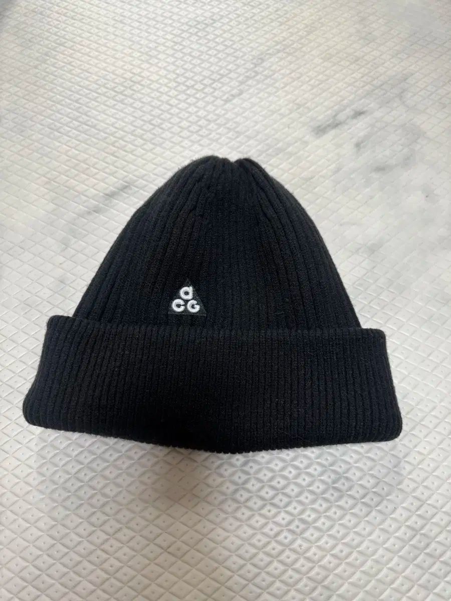 NIKE ACG ビーニー 2枚セットで