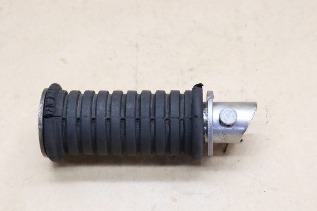 正規品，得価 カワサキ エストレヤ カスタム BJ250A タンデムステップ左 K124-68 ステップ・ペダル