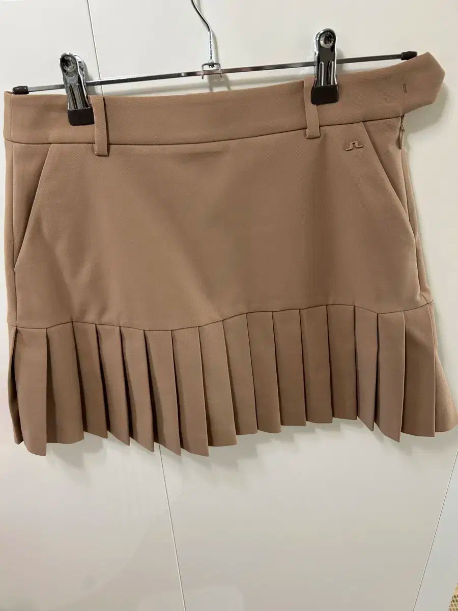 J LINDEBERG プリーツ スカート ベージュ s
