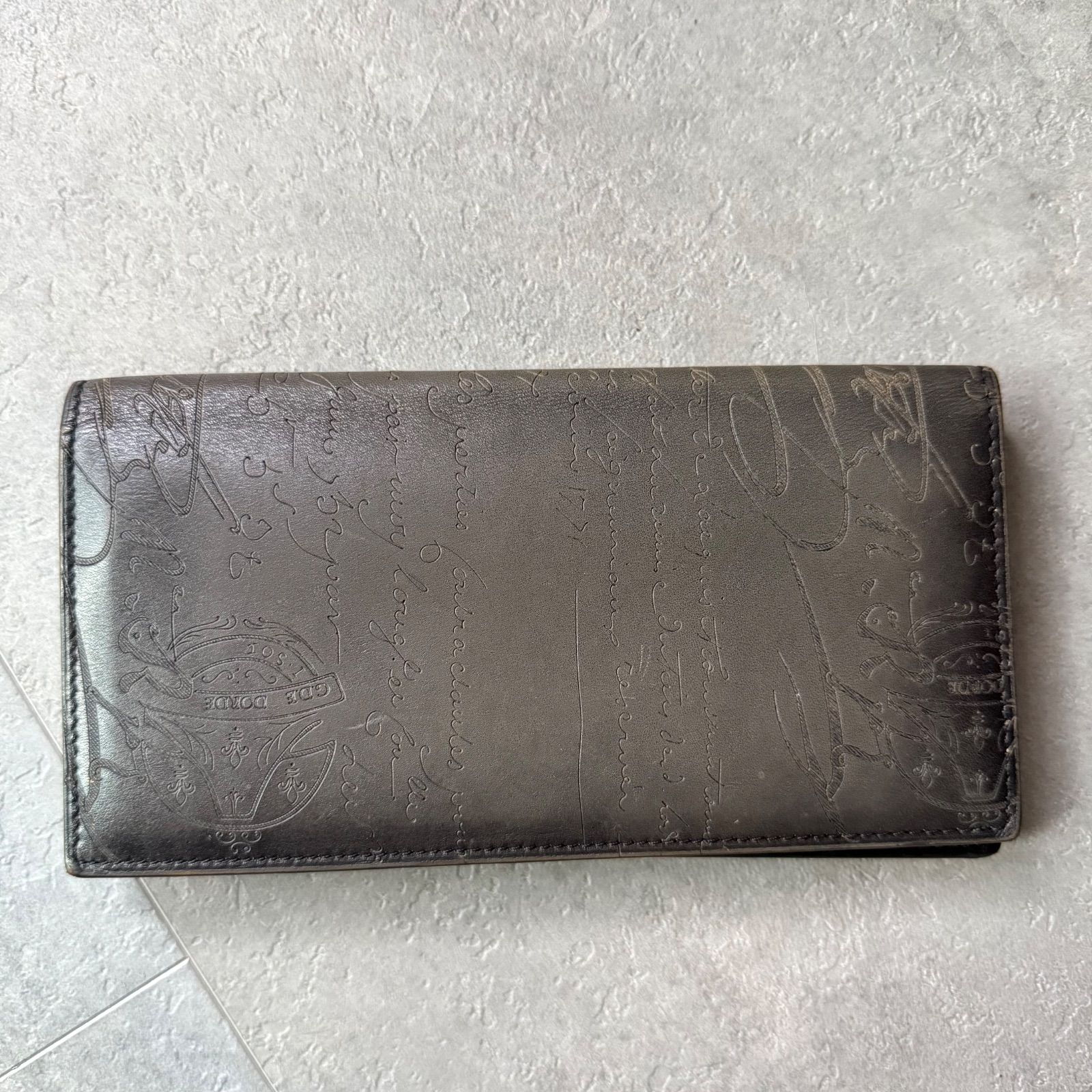 Berluti ベルルッティ カリグラフィー スクリットレザー 二つ折り長