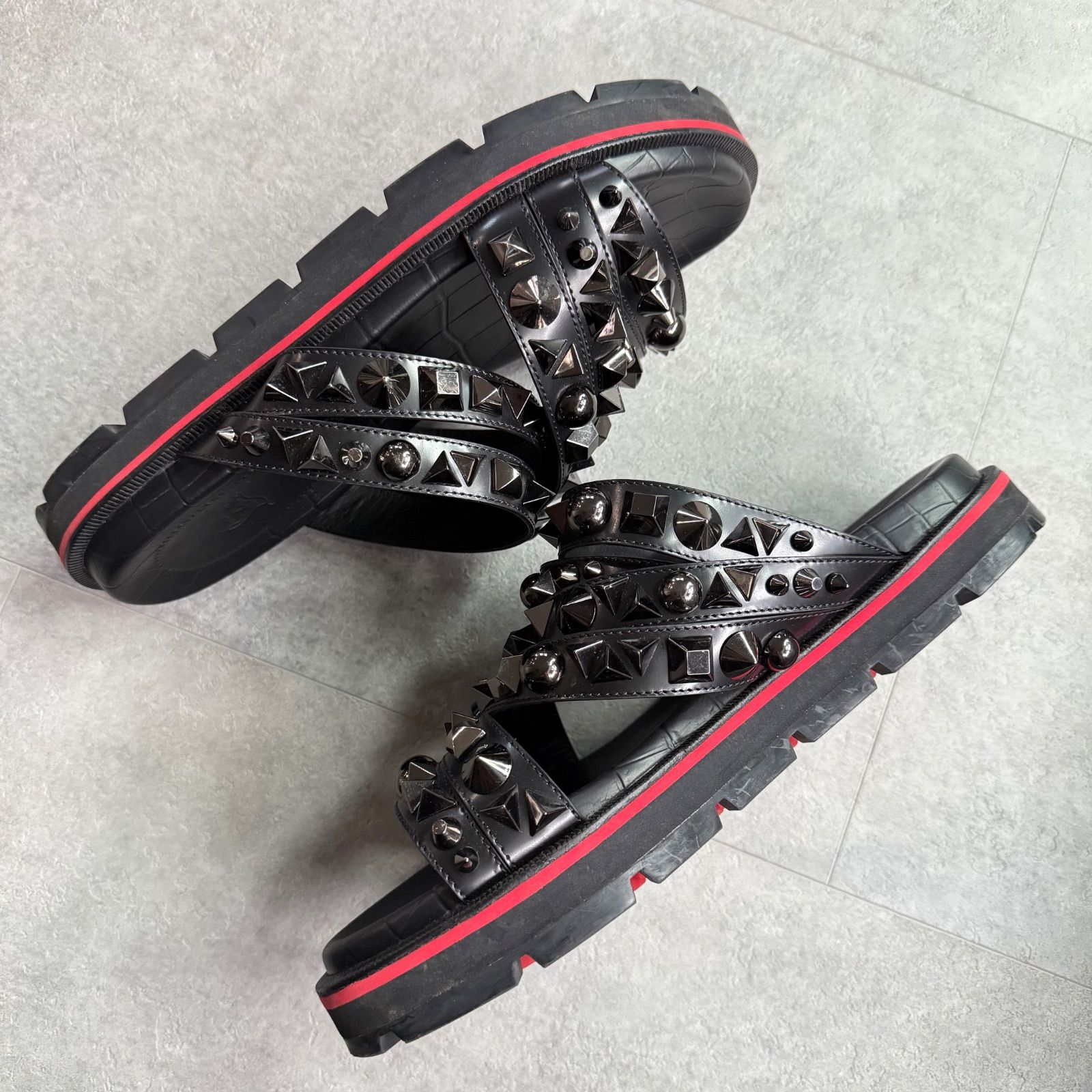 美品 Christian Louboutin クリスチャンルブタン スタッズ サンダル 
