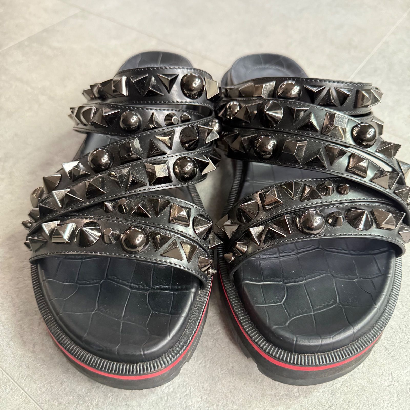 美品 Christian Louboutin クリスチャンルブタン スタッズ サンダル 