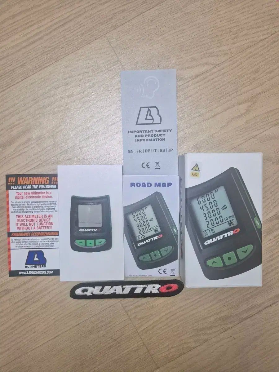 クワトロ ゴー デニム オーディブル ゴー ド ケイ