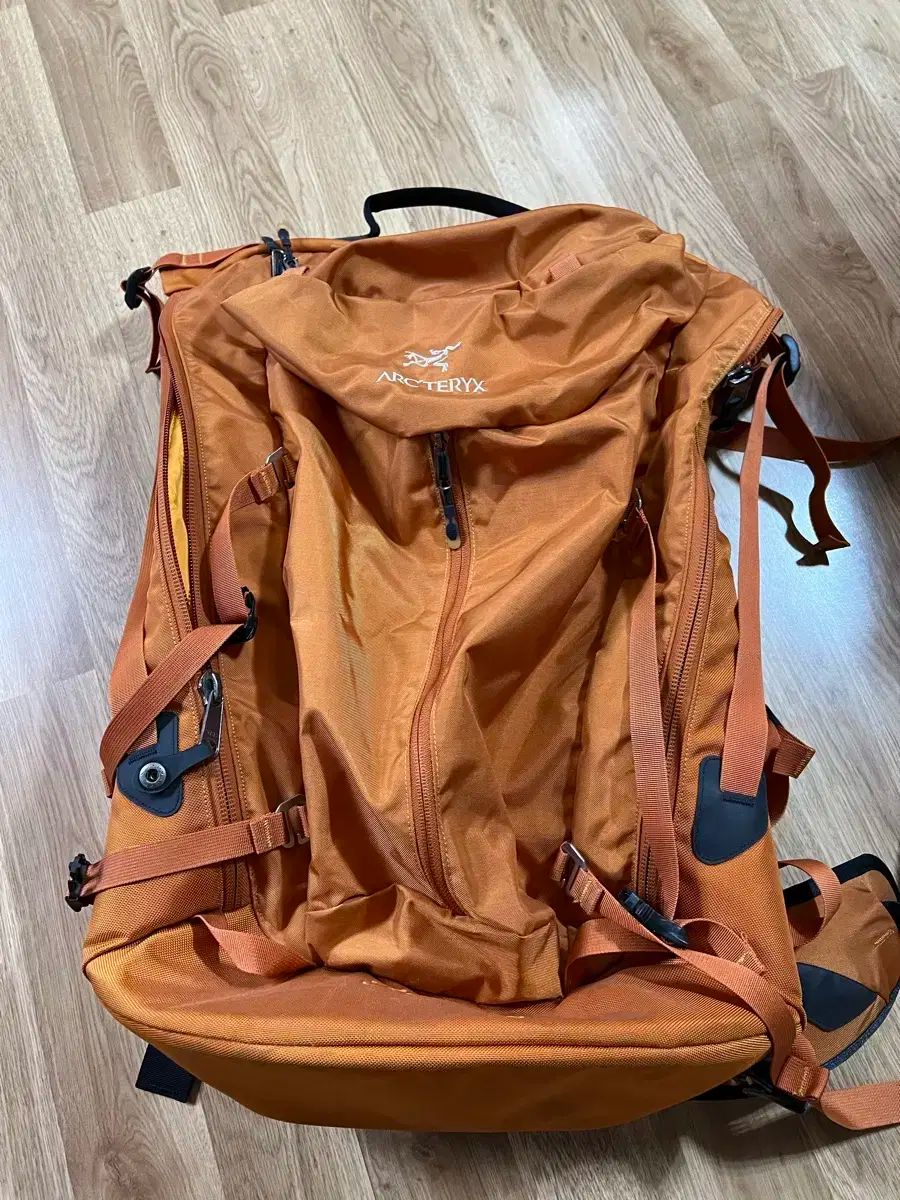 ARC TERYX アークテリクス MIURA ミウラ 50l