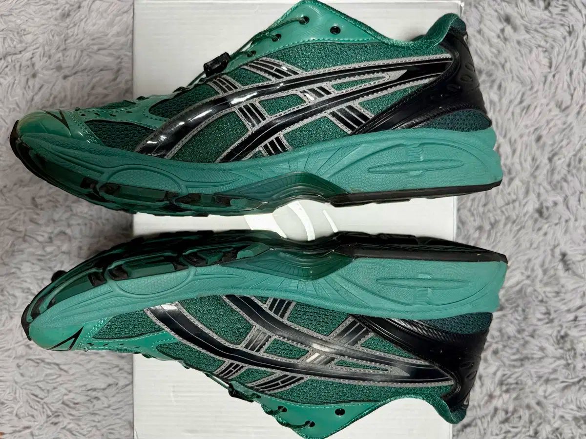 ウラノス グリーン