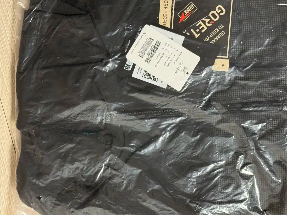 ARC TERYX アークテリクス アルファ ジャケット ブラックL