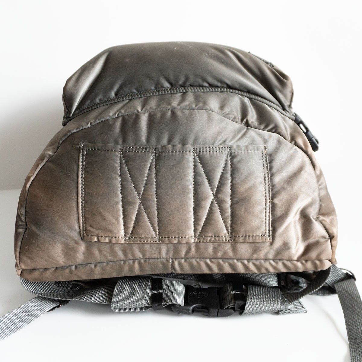 人気】PORTER 【タンカー リュック】ポーター シルバーグレー バック