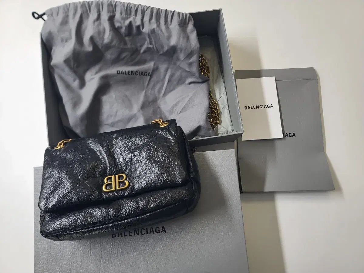 バレンシアガ モナコ チェーンバッグ ミニ ショルダー クロスバッグ