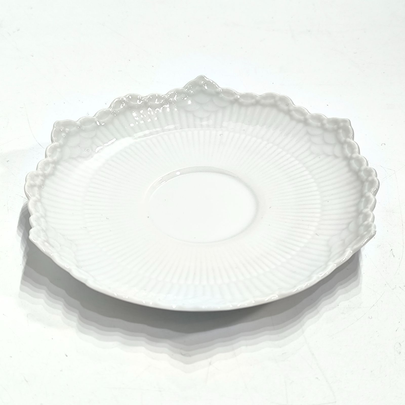 ホワイトフルーテッド フルレース