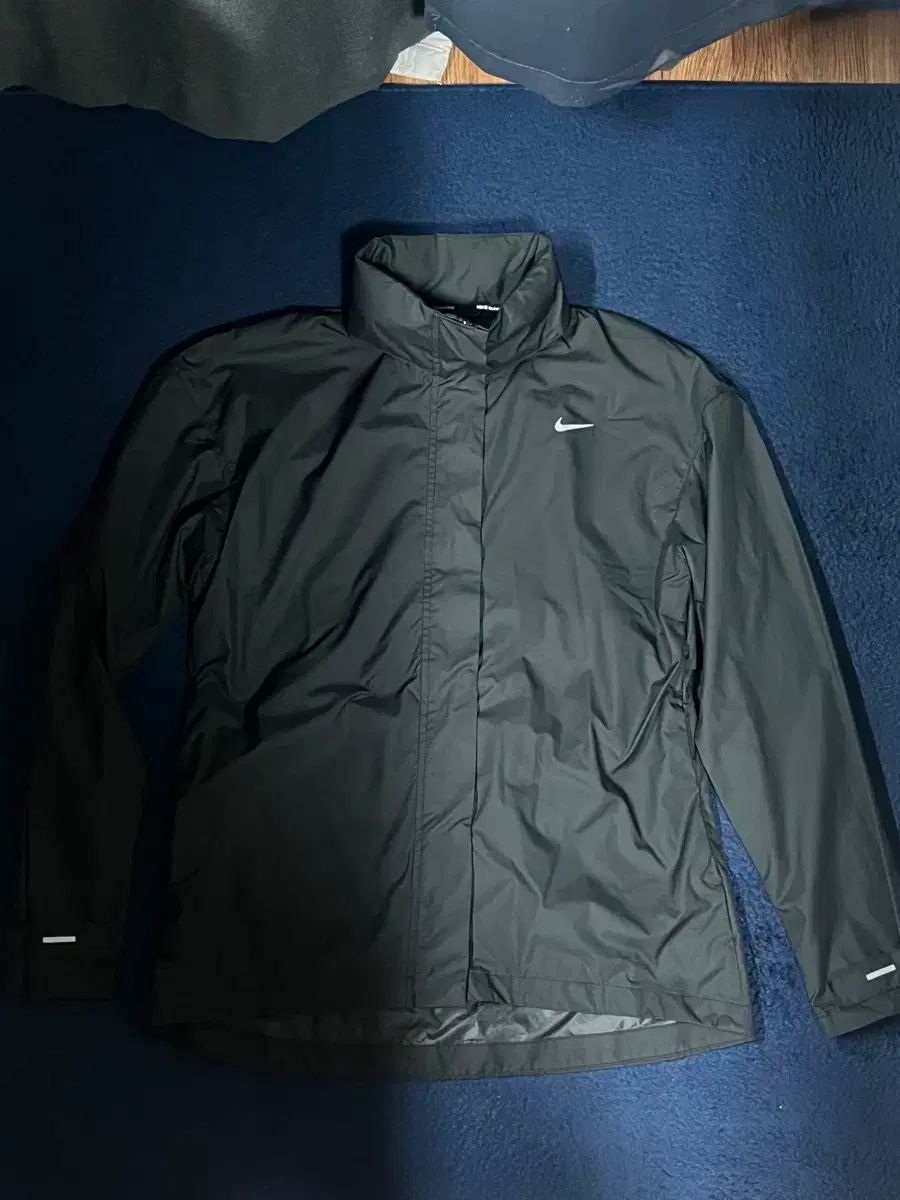 NIKE ランニング RESONANCE pt.1 The Past Ver. レペル ジャケット ウィンドブレーカー