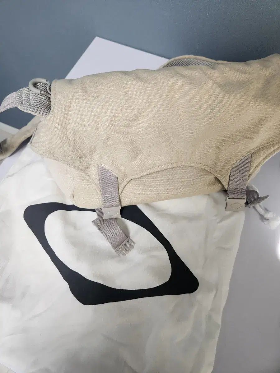 ミスチーフ オックスフォード メイルバッグ ベージュ