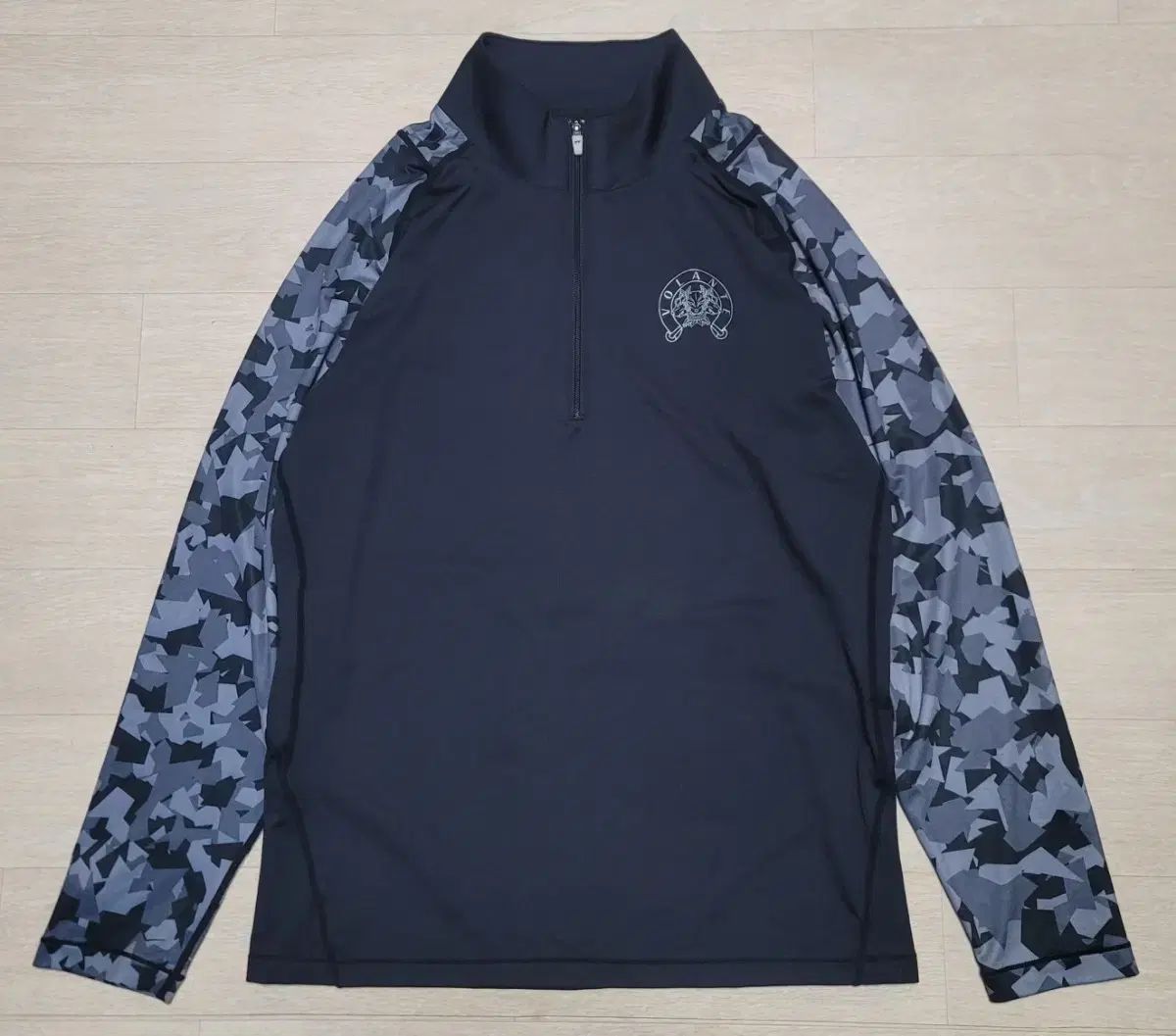 ボランテ カモフラージュ ハーフジップアップ 3