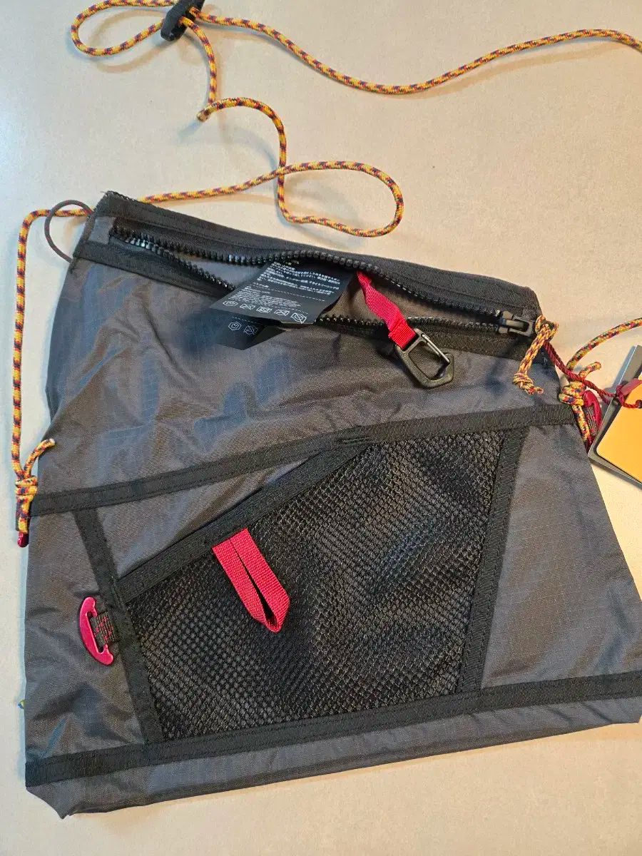 クレッタルムーセン ヒリド 1 5 バッグ ブラック