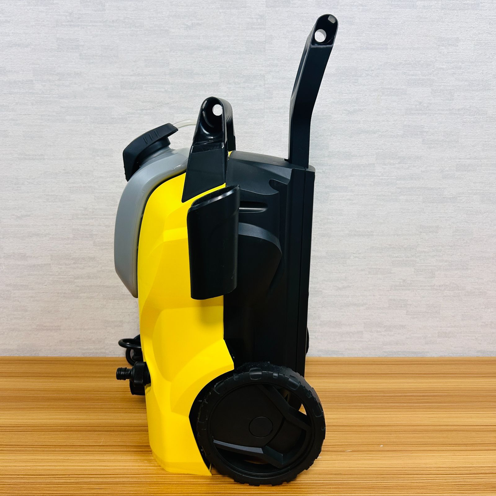 美品です！Karcher ケルヒャー高圧洗浄機 ｋ3サイレント（60Hz） K 3 サイレント プラス（西日本/60Hz地域用） | ケルヒャー