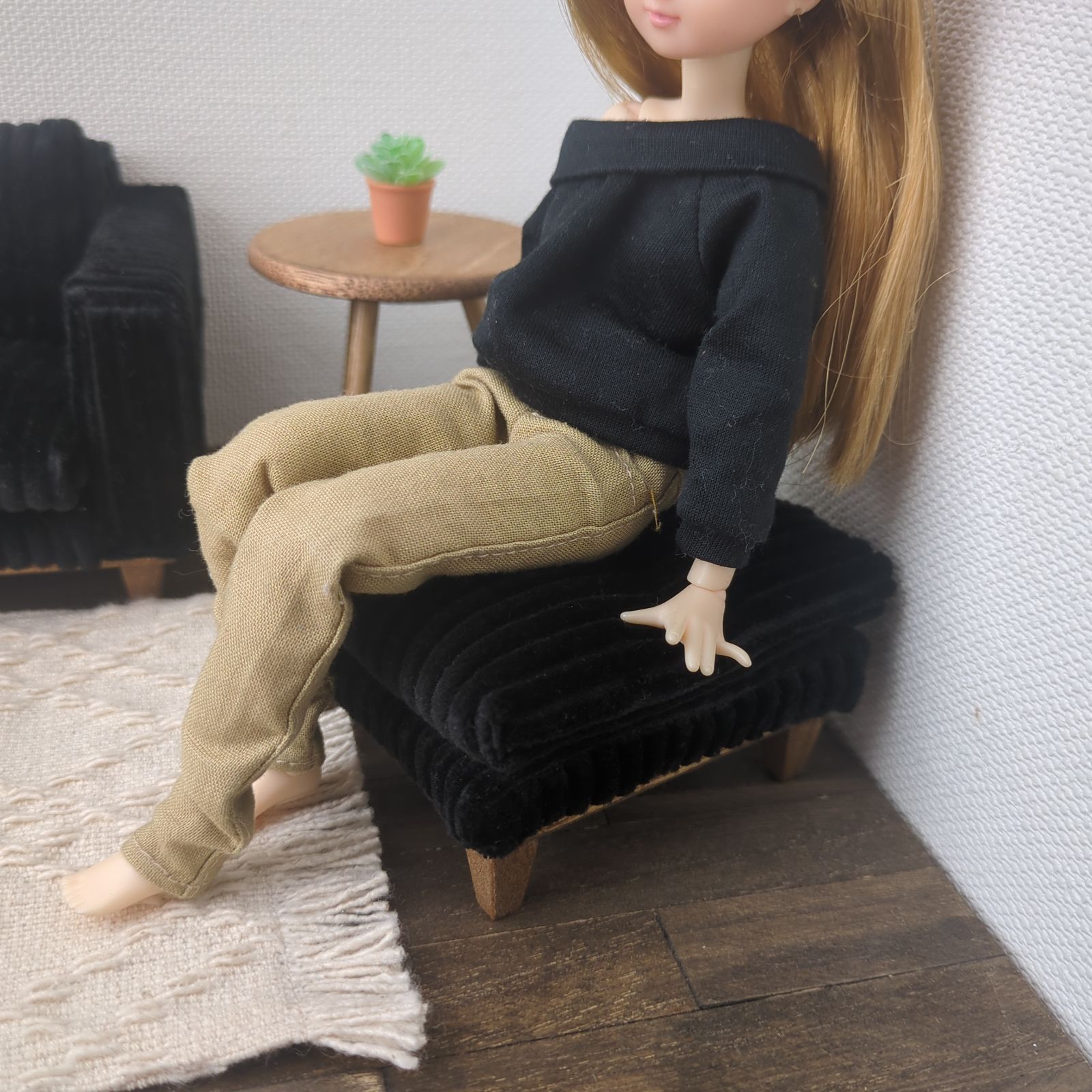 オットマン付きソファ