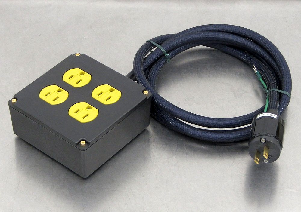 OYAIDE オヤイデ オーディオ用電源タップ OCB-1 DXs II 4口 2ピンプラグ