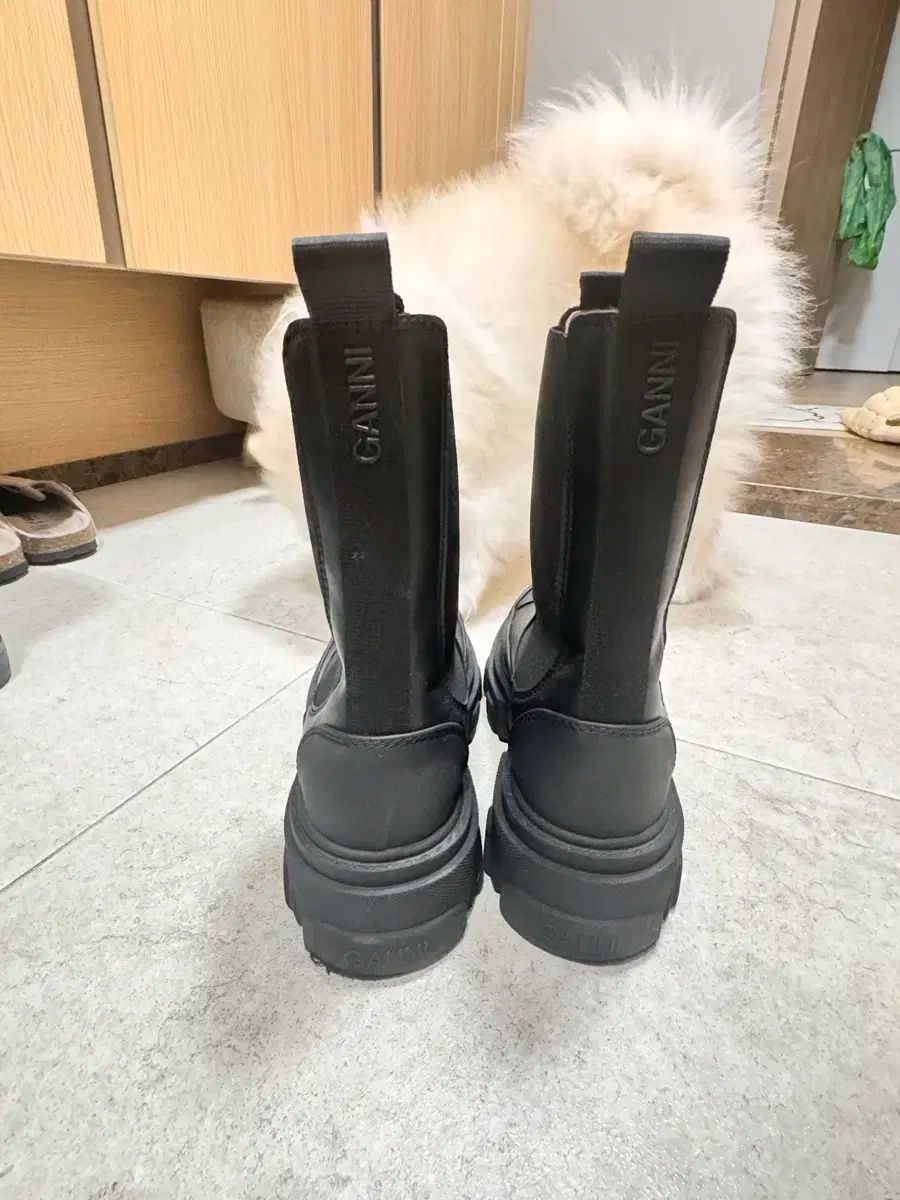 GANNI ブラック チェルシー ブーツ 37