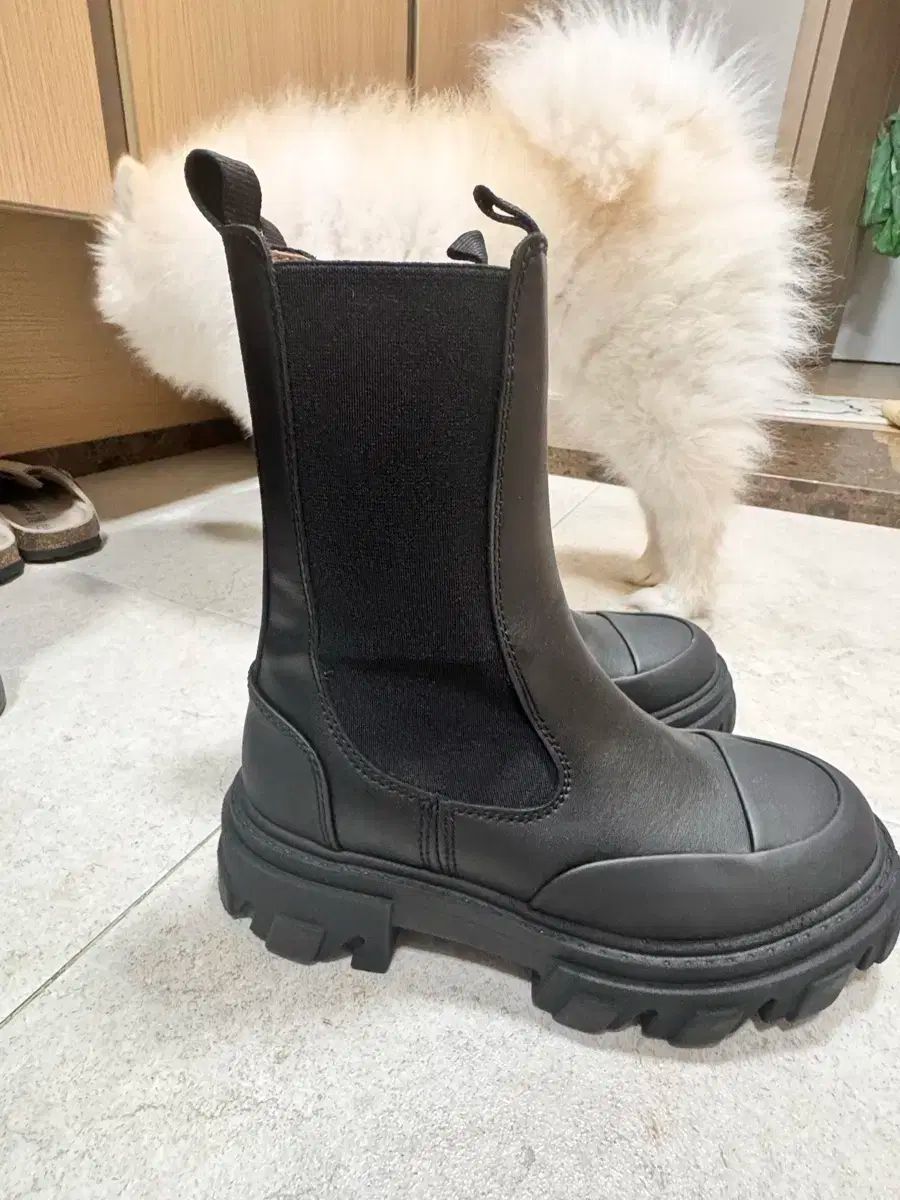 GANNI ブラック チェルシー ブーツ 37